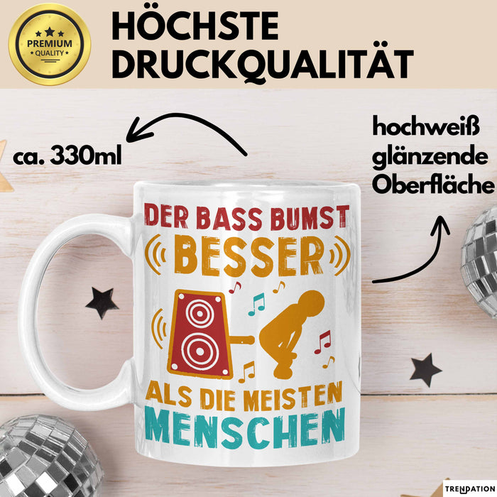 Open Air Musikkonzert Sarkasmus Tasse Geschenk Lustige Geschenkidee Spruch Der Bass Bumst Besser Als Die Meisten Menschen Weiß Trendation