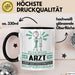 Arzt Geschenk Tasse Ich Bin Arzt Aber Sag Doch Einfach Superheld Lustige Geschenkdiee für Arzt Kaffee-Becher Schwarz Trendation