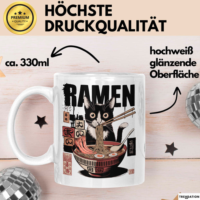 Katzen Tierliebhaber Tasse Geschenk Lustige Geschenkidee Spruch Katze Isst Ramen Nudeln Weiß Trendation
