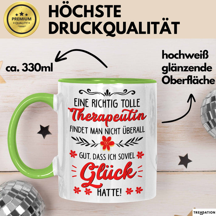 Physiotherapeut Physiotherapie Tasse Geschenk Lustige Geschenkidee Spruch Eine Richtig Tolle Therapeutin Findet Man Nicht Überall Grün Trendation