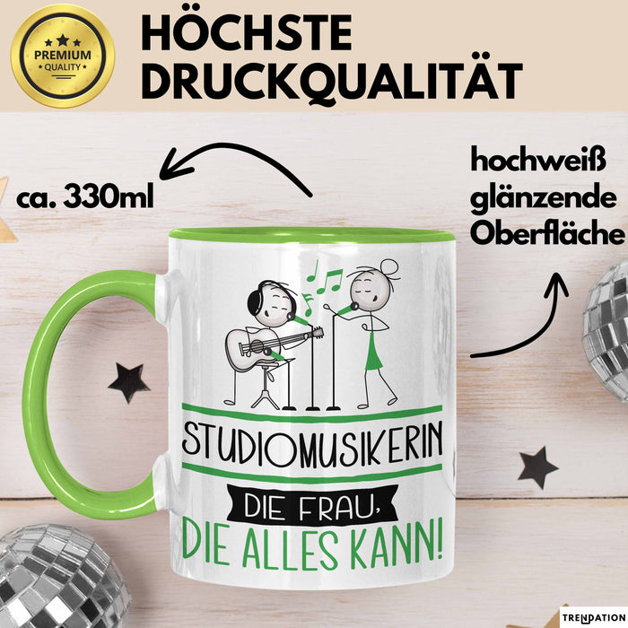 Studiomusikerin Geschenk Tasse Becher Die Frau Die Allen Kann Geschenkidee für eine Studiomusikerin Lustig Grün Trendation
