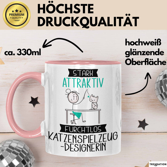Katzenspielzeug-Designerin Tasse Geschenk Becher Stark Attraktiv Furchtlos Katzenspielzeug-Designerin Lustige Geschenkidee Rosa Trendation