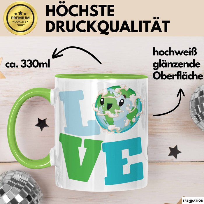 Erde Tasse Geschenk LOVE Schriftzug Lächelnde Erde Geschenkidee Grün Trendation