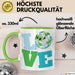 Erde Tasse Geschenk LOVE Schriftzug Lächelnde Erde Geschenkidee Grün Trendation