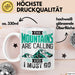Ski Tasse Geschenk Grafik The Mountains Are Calling And I Must Go Becher Weiß Trendation
