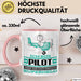 Pilot Geschenk Tasse Ich Bin Pilot Aber Sag Doch Einfach Superheld Lustige Geschenkdiee für Pilot Kaffee-Becher Rosa Trendation