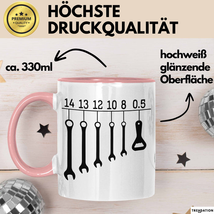KFZ-Mechaniker Geschenk Tasse Schraubenschlüssel Flaschenöffner Männer Geschenkidee Handwerker Rosa Trendation