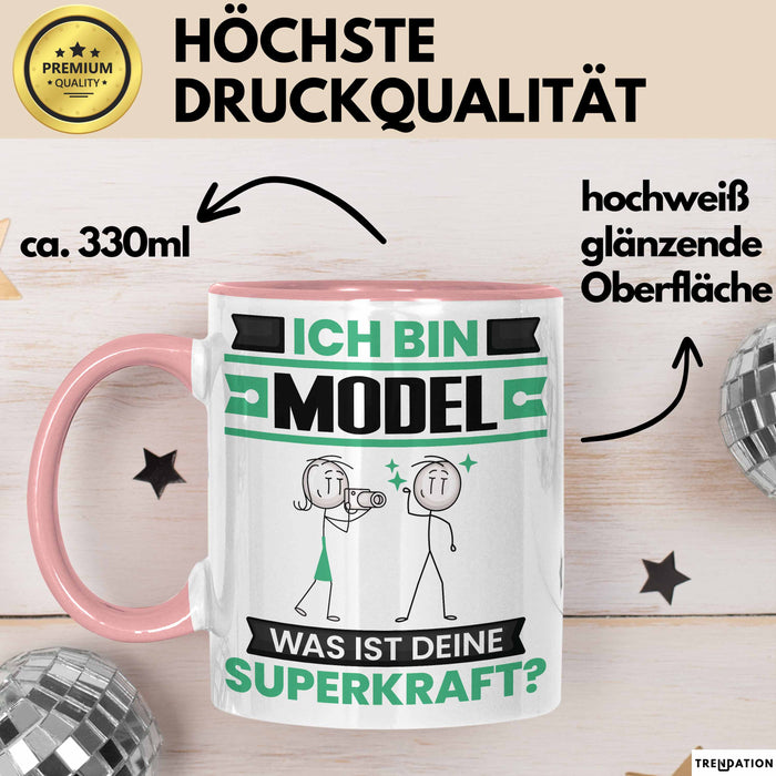 Model Tasse Geschenk für Model Geburtstag Lustiger Spruch Kaffee-Becher Was Ist Deine Superkraft Rosa Trendation