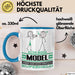 Model Geschenk Tasse Ich Bin Model Aber Sag Doch Einfach Superheld Lustige Geschenkdiee für Model Kaffee-Becher Blau Trendation