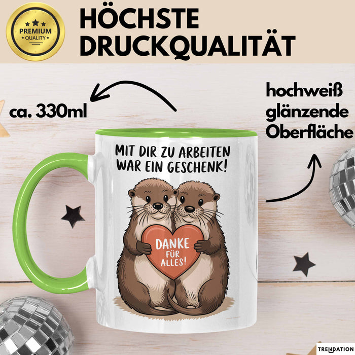 Büroarbeit Kollege Abschied Tasse Geschenk Lustige Geschenkidee Spruch Mit Dir Zu Arbeiten War Ein Geschenk Danke Für Alles Grün Trendation
