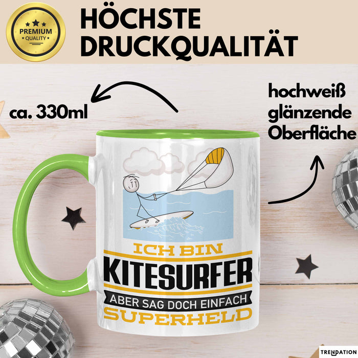 Kitesurfer Geschenk Tasse Ich Bin Kitesurfer Aber Sag Doch Einfach Superheld Lustige Geschenkdiee für Kitesurfer Kaffee-Becher Grün Trendation
