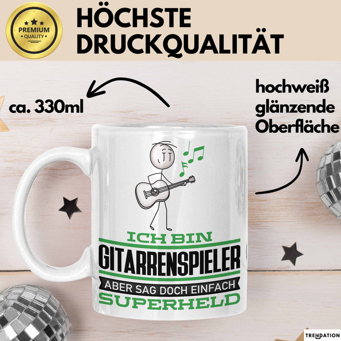 Gitarrenspieler Geschenk Tasse Ich Bin Gitarrenspieler Aber Sag Doch Einfach Superheld Lustige Geschenkdiee für Gitarrenspieler Kaffee-Becher Weiß Trendation