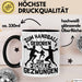 Handball Geschenk Tasse Geschenkidee Handball-Spieler Handballspielerin Mädchen Jungs Kaffee-Becher Zum Handball Geboren Zur Schule Gezwungen Schwarz Trendation