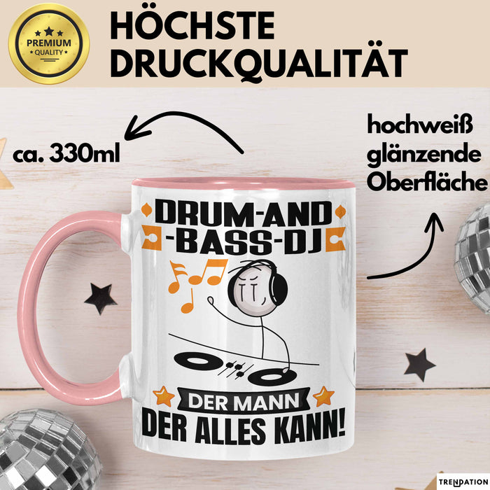 Drum-and-Bass-DJ Tasse Geschenk für Drum-and-Bass-DJ Der Mann Der Alles Kann Geschenkidee zum Geburtstag Rosa Trendation