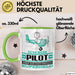 Pilot Geschenk Tasse Ich Bin Pilot Aber Sag Doch Einfach Superheld Lustige Geschenkdiee für Pilot Kaffee-Becher Grün Trendation