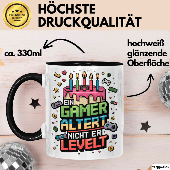 Gamer Geburtstag Tasse Geschenkidee Ein Gamer Steigt Auf Trendation