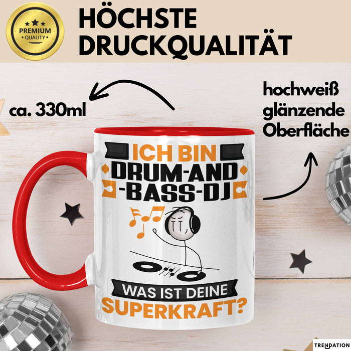 Drum-and-Bass-DJ Tasse Geschenk für Drum-and-Bass-DJ Geburtstag Lustiger Spruch Kaffee-Becher Was Ist Deine Superkraft Rot Trendation
