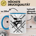 Drummer Schlagzeug-Spieler Geschenk Tasse Geschenkidee Kaffee-Becher Schlagzeuger Schlagzeug Stick Blau Trendation