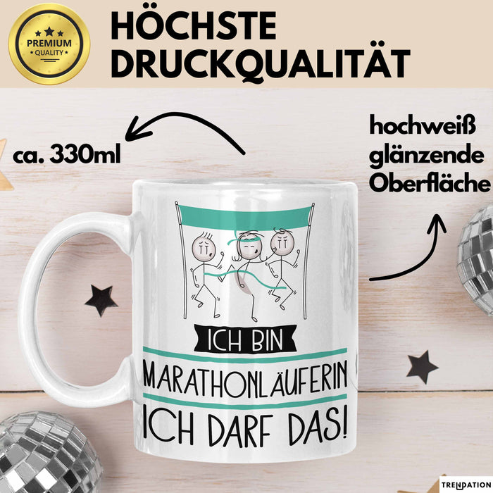 Geschenk für Marathonläuferin Tasse Lustige Geschenkidee Geburtstag Ich Bin Marathonläuferin Ich Darf Das Weiß Trendation