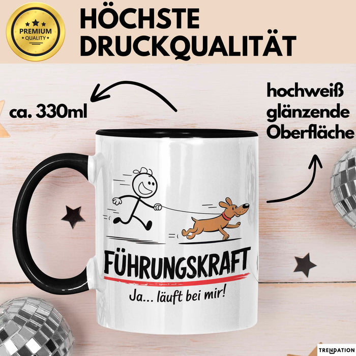 Hundebesitzer Hundegassi Tasse Geschenk Lustige Geschenkidee Spruch Führungskraft Ja Läuft Bei Mir Schwarz Trendation