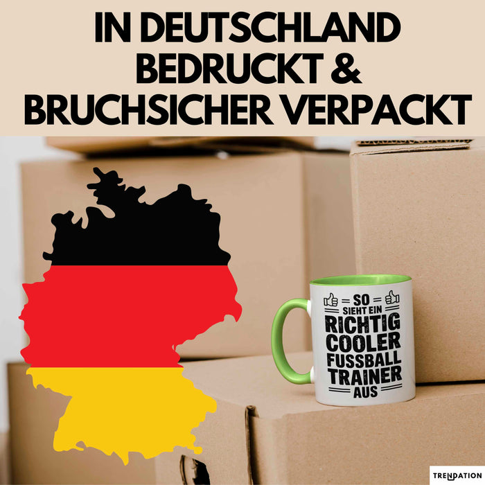 Fußballtrainer Fußballteam Tasse Geschenk Lustige Geschenkidee Spruch So Sieht Ein Richtig Cooler Fussball Trainer Aus Grün Trendation
