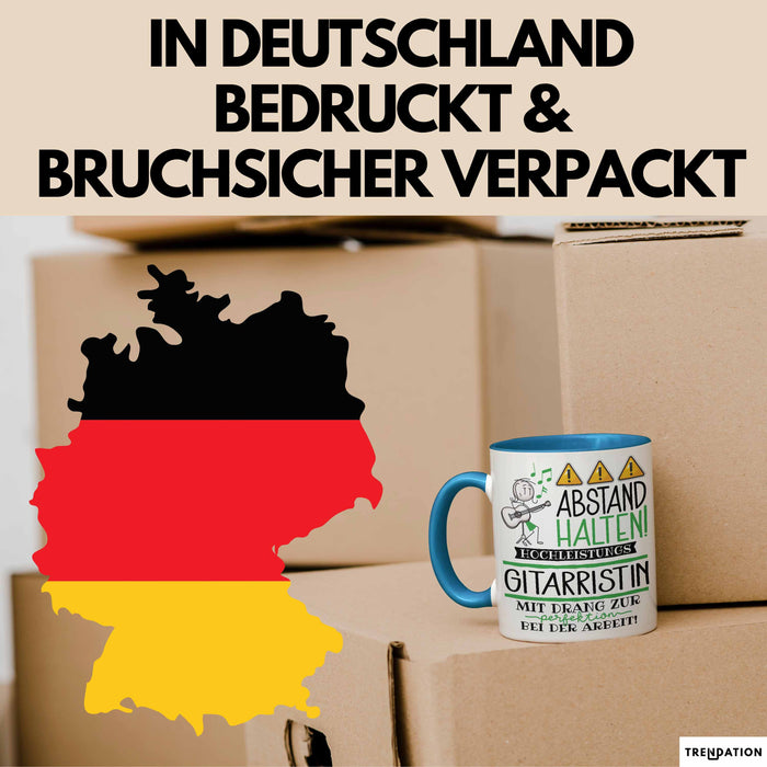 Gitarristin Tasse Geschenk Lustig Abstand Halten Hochleistungs-Gitarristin Mit Drang Zur Perfektion Bei Der Arbeit Blau Trendation