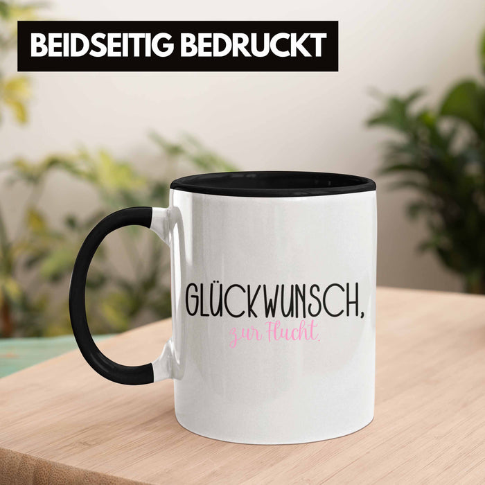 Trendation - Jobwechsel Tasse Geschenk Kollegin Kollege Lustig Abschiedsgeschenk Sprüche - Glückwunsch Zur Flucht Abschied Schwarz Trendation