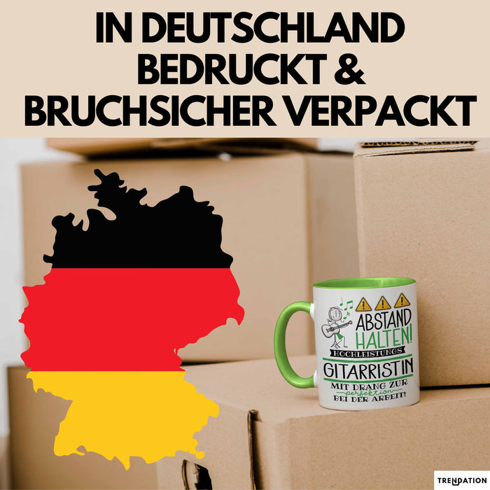Gitarristin Tasse Geschenk Lustig Abstand Halten Hochleistungs-Gitarristin Mit Drang Zur Perfektion Bei Der Arbeit Grün Trendation