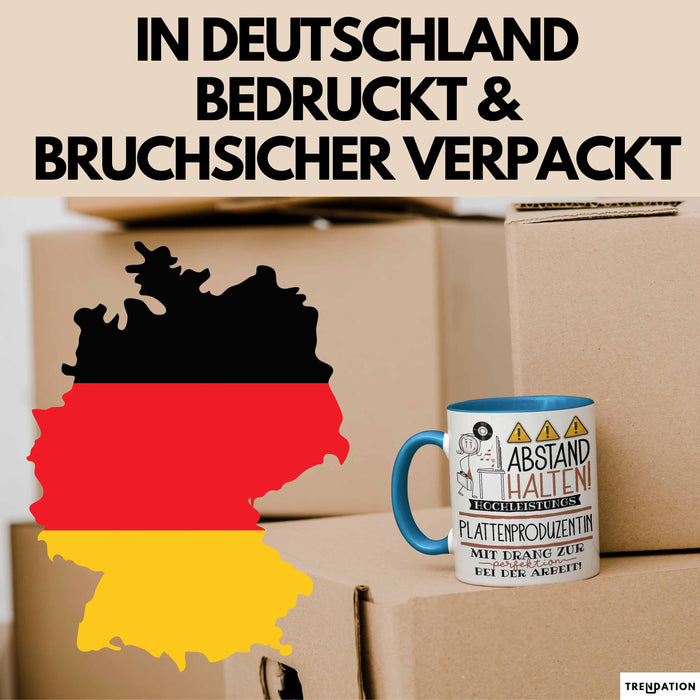 Plattenproduzentin Tasse Geschenk Lustig Abstand Halten Hochleistungs-Plattenproduzentin Mit Drang Zur Perfektion Bei Der Arbeit Blau Trendation