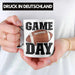 Trendation - American Football Tasse Geschenk Football-Spieler Geschenkidee Game Day Weiß Trendation
