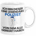Polizist Geschenk Tasse Lustige Geschenkidee Geburtstag für Polizist Ich Bin Dieser Legendäre Polizist Von Dem Alle Geredet Haben Kaffee-Becher Weiß Trendation