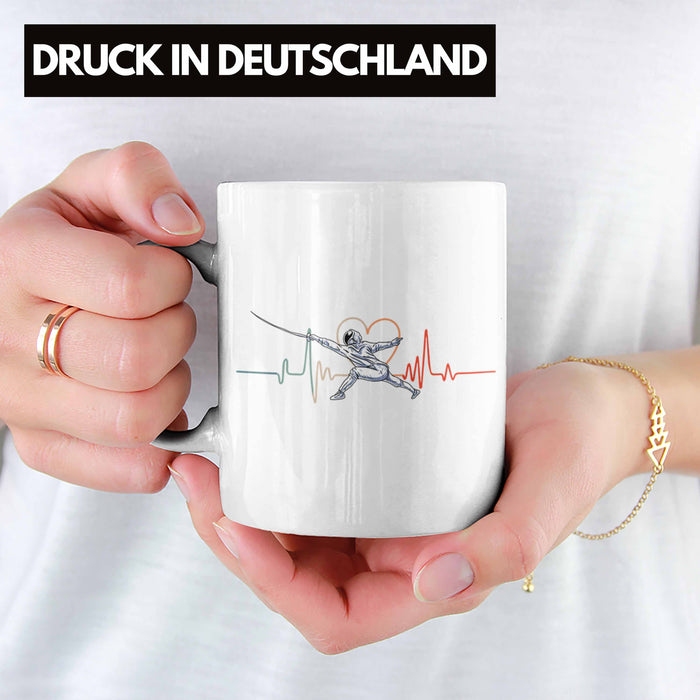 Lustige Fechten-Tasse Geschenk für Fechter Herzschlag Weiß Trendation