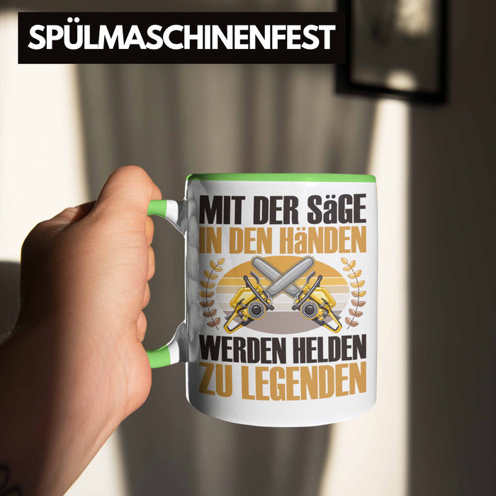 Forstarbeiter Tasse Geschenk Spruch Holzarbeiter Forstwirt Kettensäge in den Händen Grün Trendation
