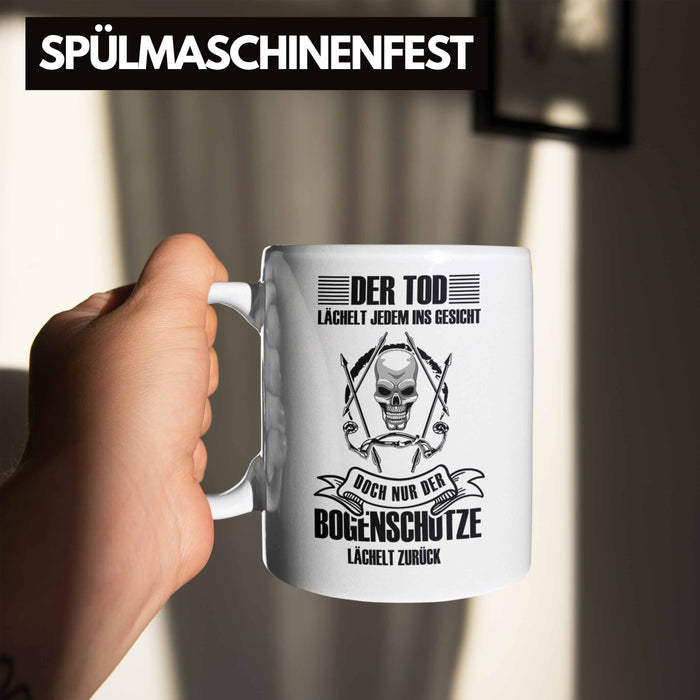 Lustige Bogenschießen Tasse für Bogenschützen Geschenkidee Pfeil und Bogen Motiv Weiß Trendation