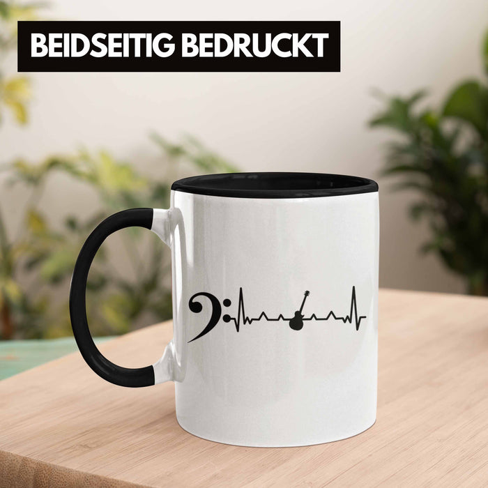 Bassist Tasse Geschenk Bass-Spieler Geschenkidee Kaffee-Becher Herzschlag Trendation