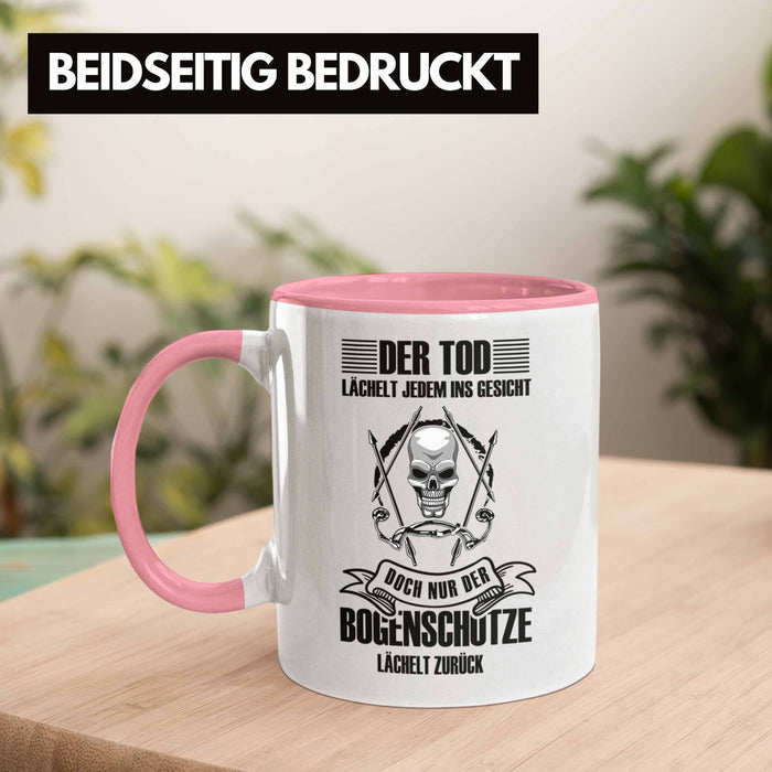 Lustige Bogenschießen Tasse für Bogenschützen Geschenkidee Pfeil und Bogen Motiv Rosa Trendation